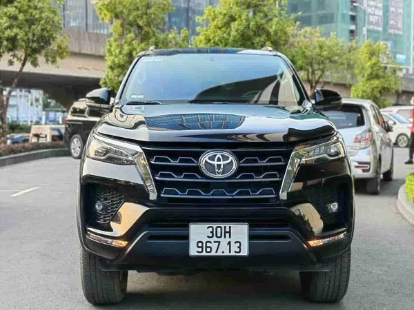 Toyota Fortuner 2.7V (4x2)AT 2022 màu Đen